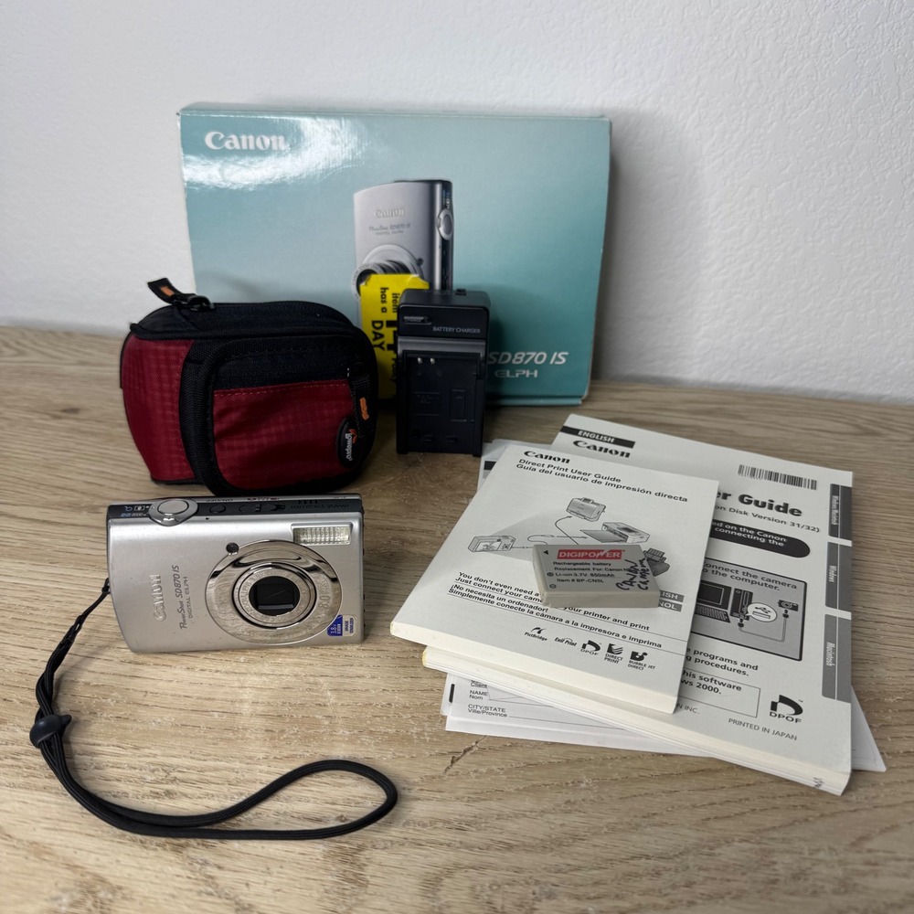 Canon PowerShot SD870 IS Digital ELPH 8.0MP Camera Silver with Case and Manual